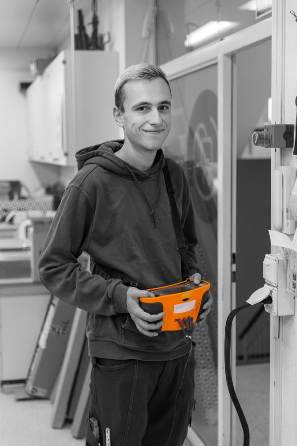 SEAN SCHÖPFER